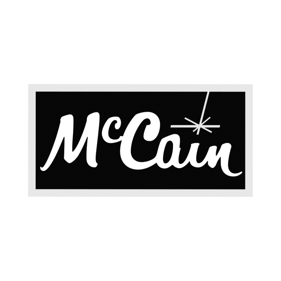 Logo de McCaim
